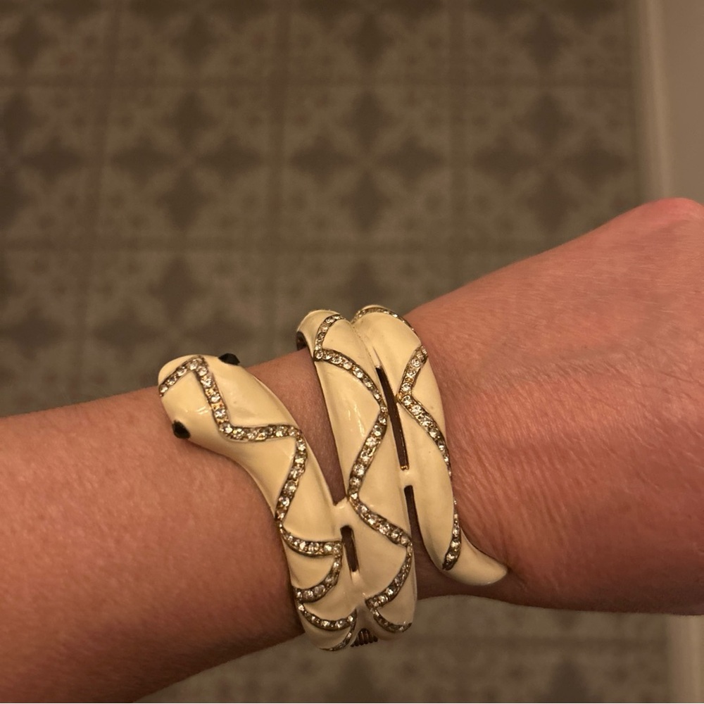 Vintage Rhinestone Snake Hinged Bracelet White With Gold Plated Detail